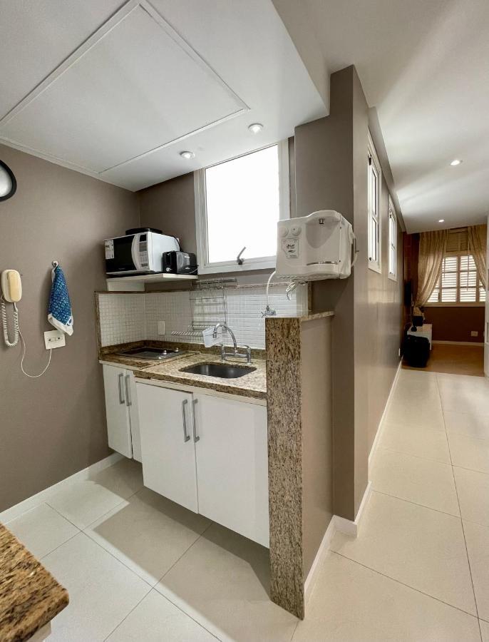 Flat em Copacabana na quadra da praia Rio de Janeiro Exterior foto